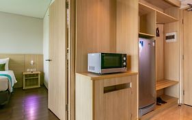 Hotel AYOLA Lippo Cikarang
